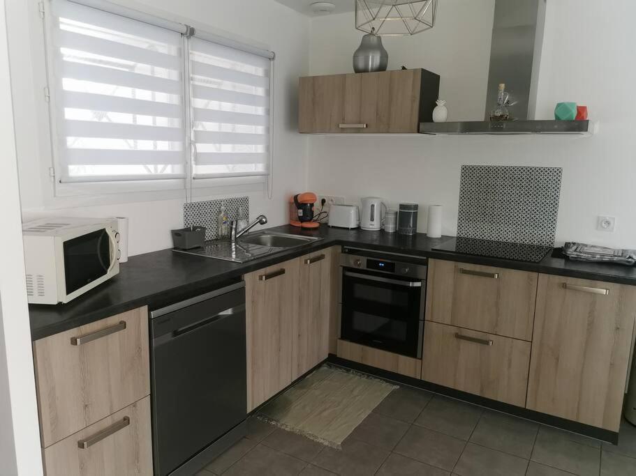 Jolie Maison Entiere Avec 3 Chambres Centre Ville Saint-André-de-Cubzac Zewnętrze zdjęcie